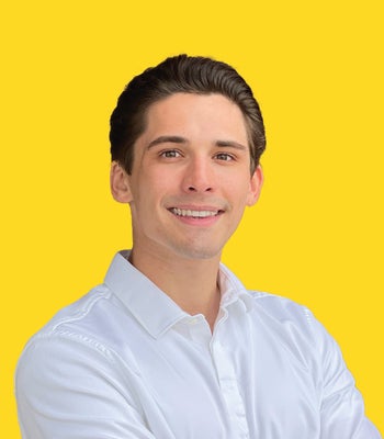 Portrait of Bradley Harbison, Broker/Agent.